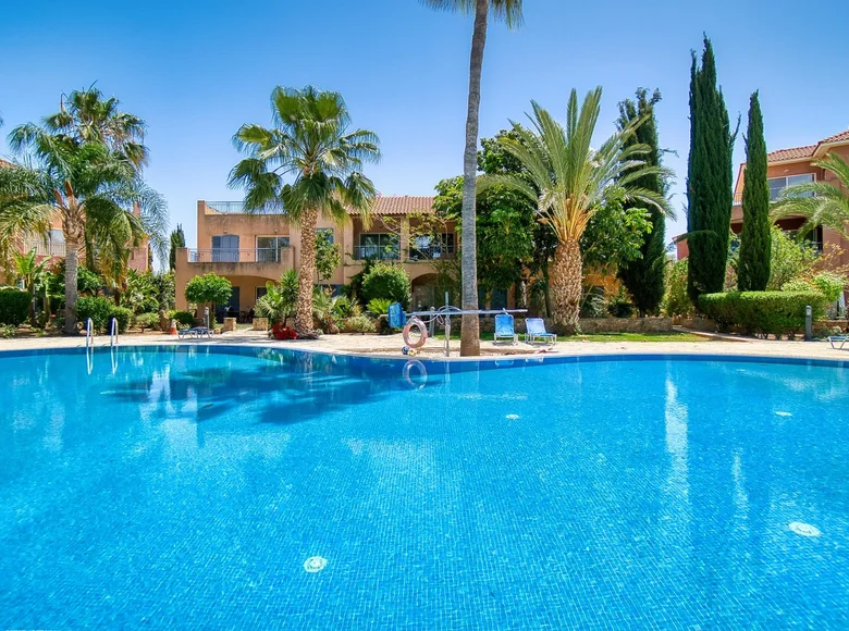 2 bedroom apartment 105 m² Mandria, Cyprus