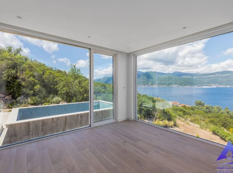villa de 5 dormitorios 328 m² Krasici, Montenegro