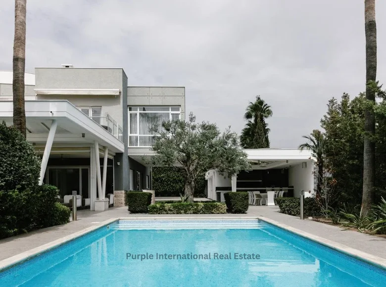 6-Schlafzimmer-Villa 697 m² Koinoteta Pyrgou Lemesou, Zypern