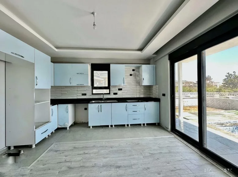 Willa 5 pokojów 225 m² Alanya, Turcja