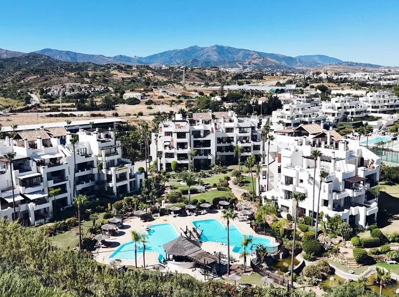 3 bedroom apartment 121 m² Estepona, Spain