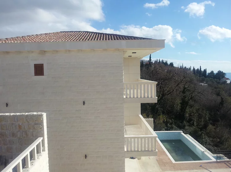 Villa 6 habitaciones 735 m² Montenegro, Montenegro