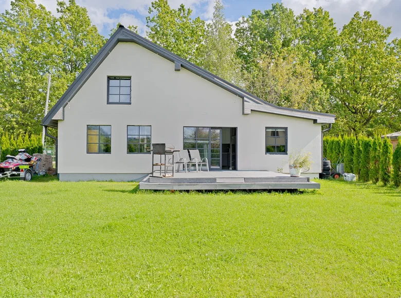 Dom 2 pokoi 90 m² Jełgawa, Łotwa