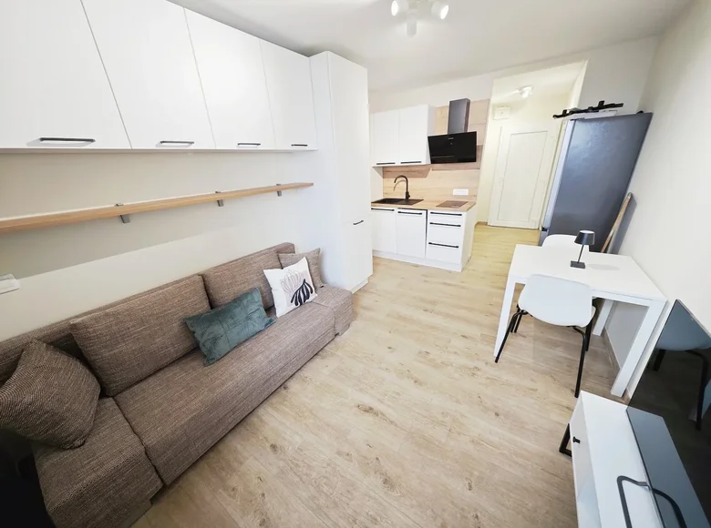 Kawalerka 19 m² Upravna Enota Ljubljana, Słowenia