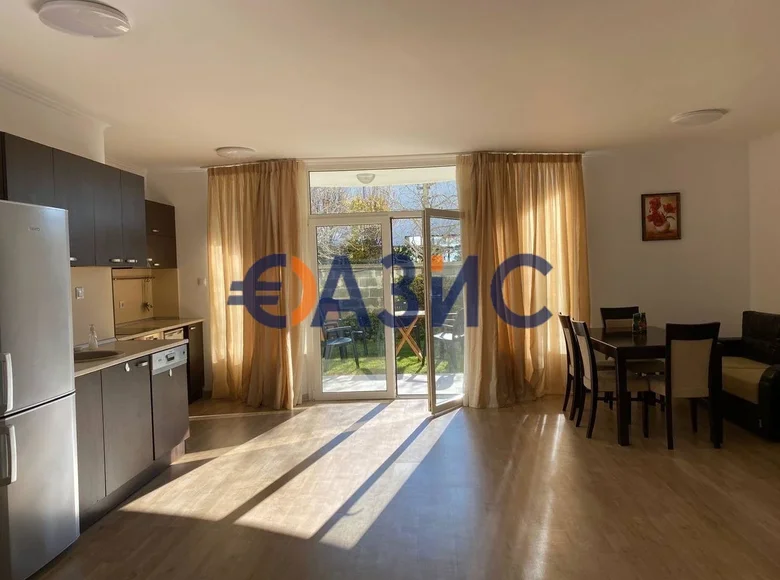 Mieszkanie 3 pokoi 117 m² Rawda, Bułgaria