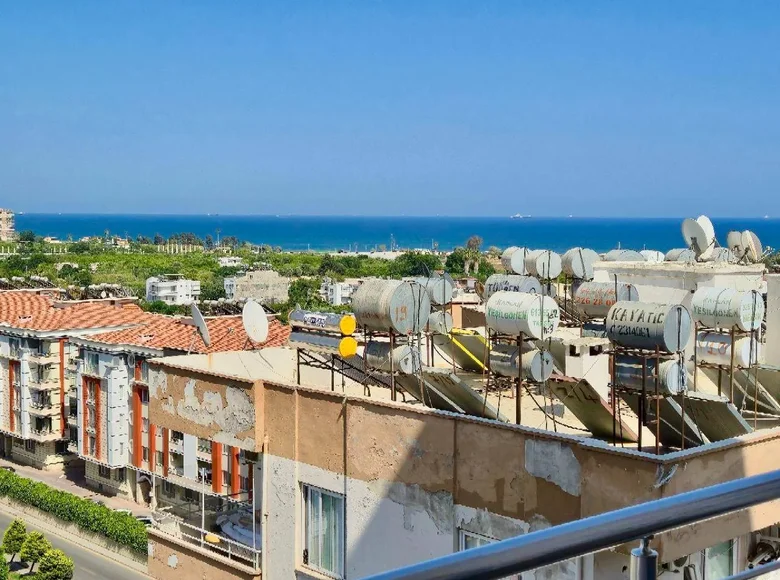 Apartamento 4 habitaciones 140 m² Mezitli, Turquía
