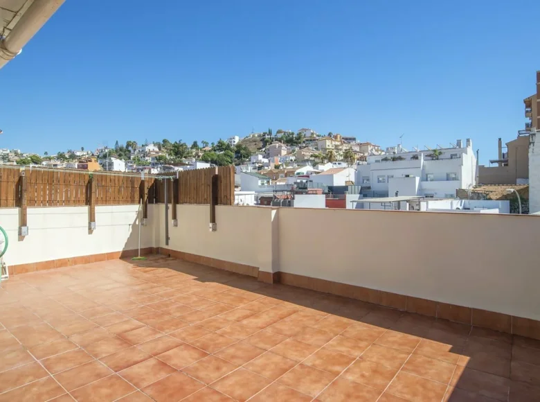 Haus 4 Schlafzimmer 127 m² Malaga, Spanien