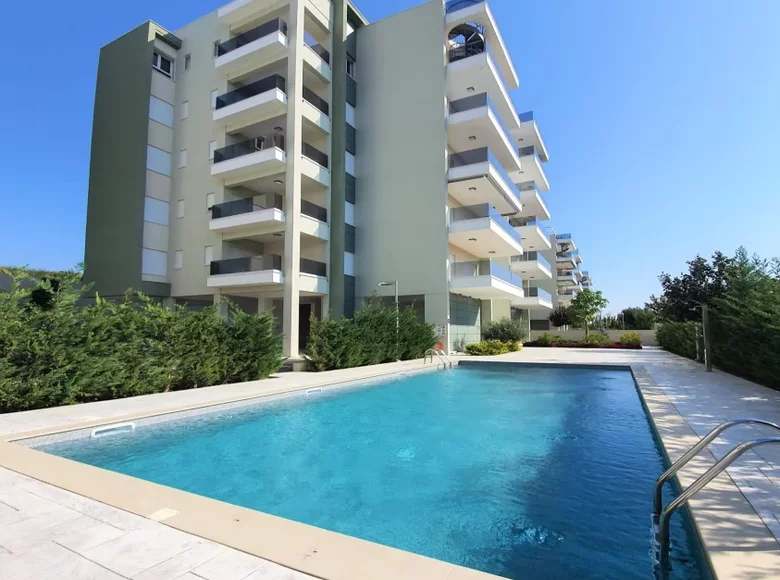 3 bedroom apartment 232 m² koinoteta agiou tychona, Cyprus
