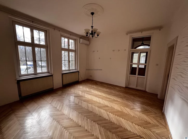 Mieszkanie 2 pokoi 74 m² Budapeszt, Węgry