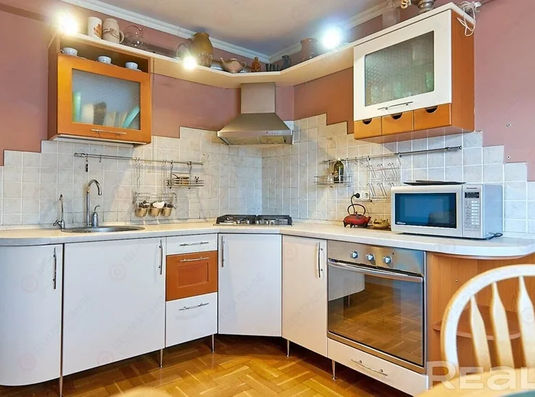 3 room apartment 90 m² Minsk, Belarus