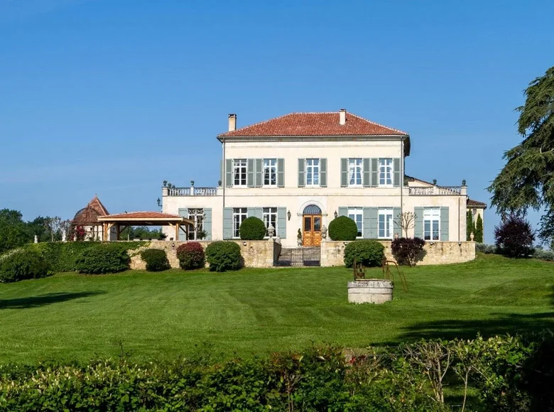 Schloss 12 zimmer 550 m² Valence sur Baise, Frankreich
