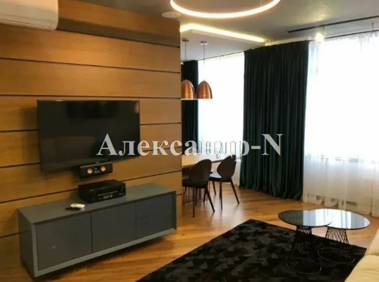 Mieszkanie 2 pokoi 60 m² Odessa, Ukraina