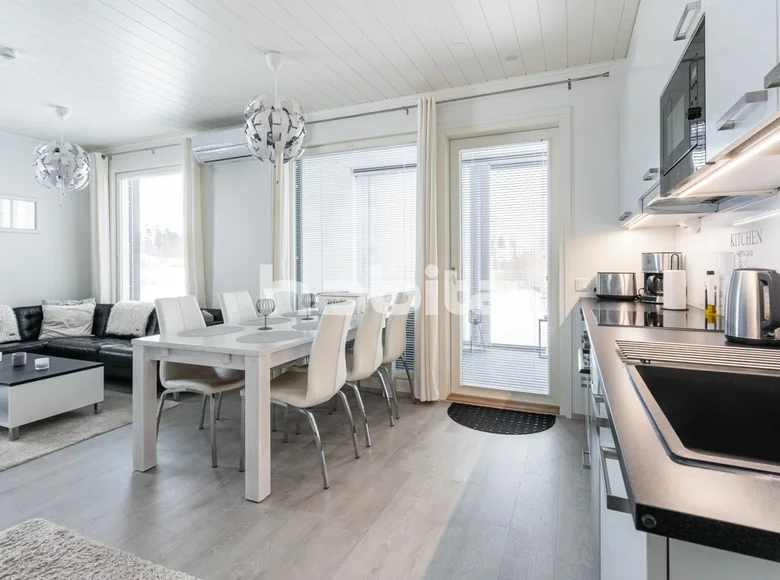 Wohnung 3 Zimmer 63 m² Yloejaervi, Finnland