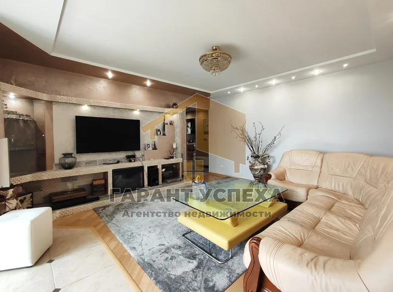 Wohnung 3 zimmer 79 m² Muchaviecki sielski Saviet, Belarus