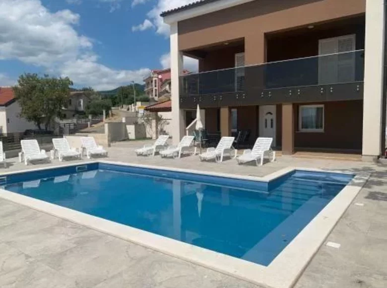 6 bedroom villa 270 m² Crikvenica, Croatia