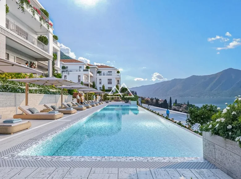 Apartamento 3 habitaciones 70 m² Dobrota, Montenegro