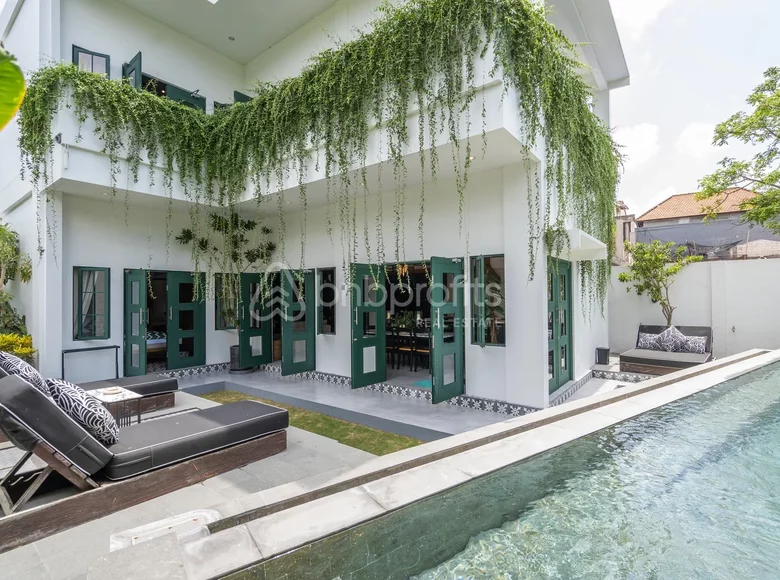 Villa de 4 dormitorios  Tibubeneng, Indonesia