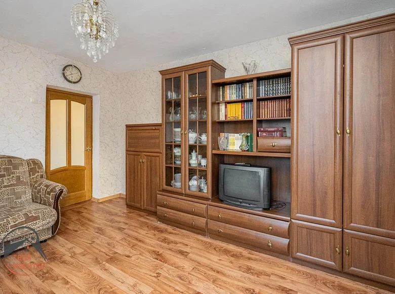 Mieszkanie 2 pokoi 44 m² Mińsk, Białoruś