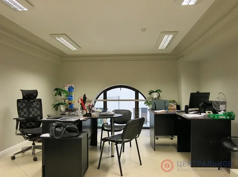 Büro 422 m² Minsk, Weißrussland