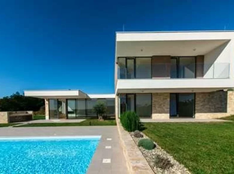 4 bedroom Villa 276 m² Monterol, Croatia