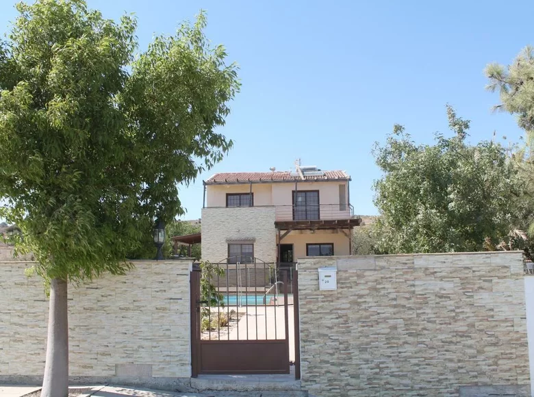 Villa de 3 habitaciones 150 m² Menogeia, Chipre