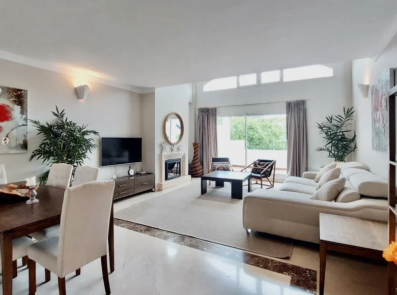 Apartamento 2 habitaciones 151 m² San Pedro Alcantara, Španjolska