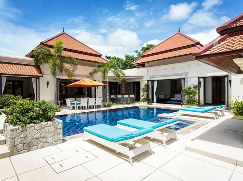 5 bedroom house 1 000 m² Phuket, Thailand