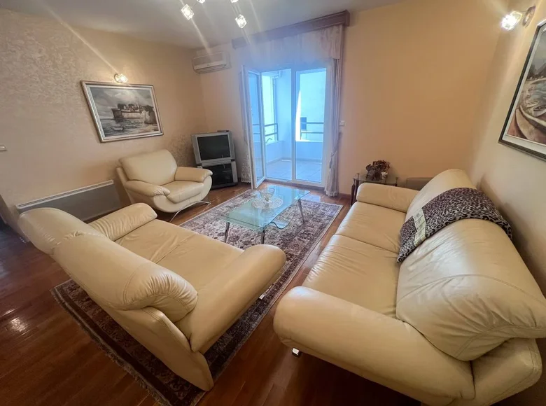 Apartamento 3 habitaciones 75 m² Budva, Montenegro