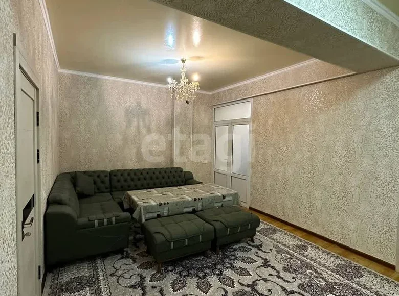 Kvartira 3 xonalar 96 m² Samarqandda