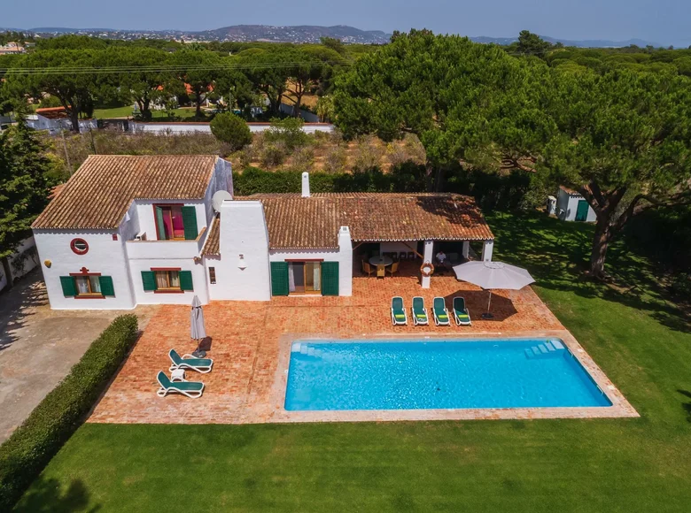 3 bedroom villa 280 m² Almancil, Portugal