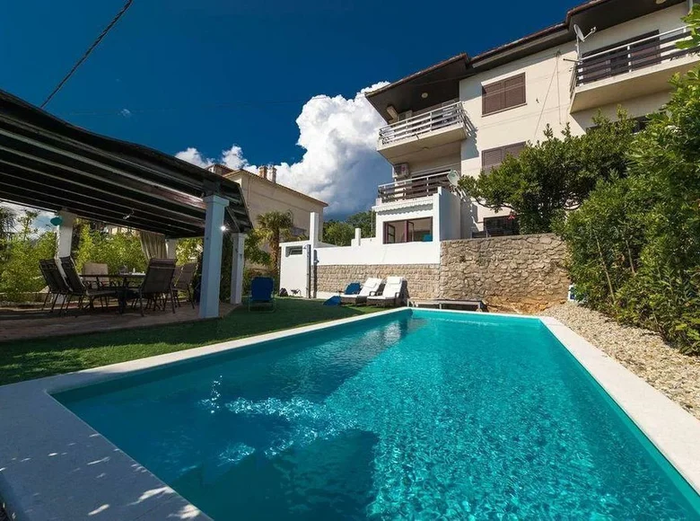 6 bedroom villa 240 m² Crikvenica, Croatia