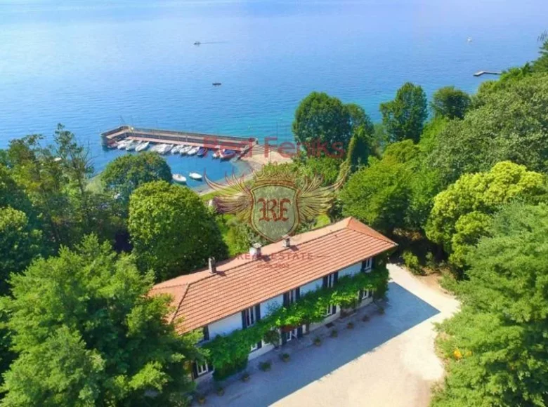 4 bedroom Villa 380 m² Ispra, Italy