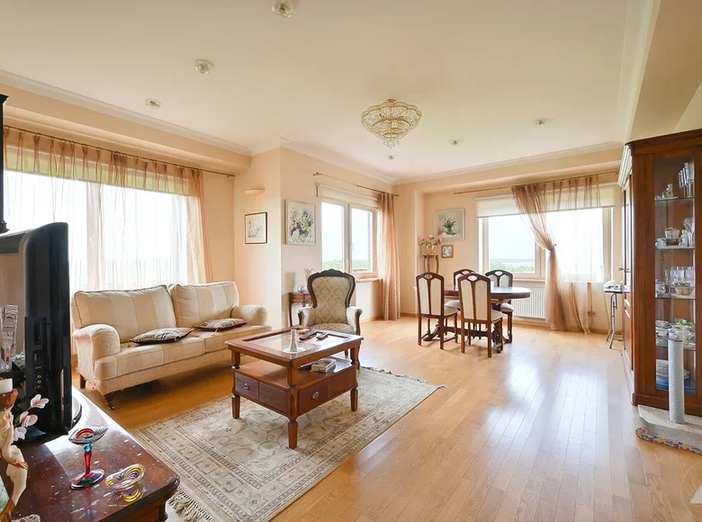 4 room apartment 125 m² Riga, Latvia