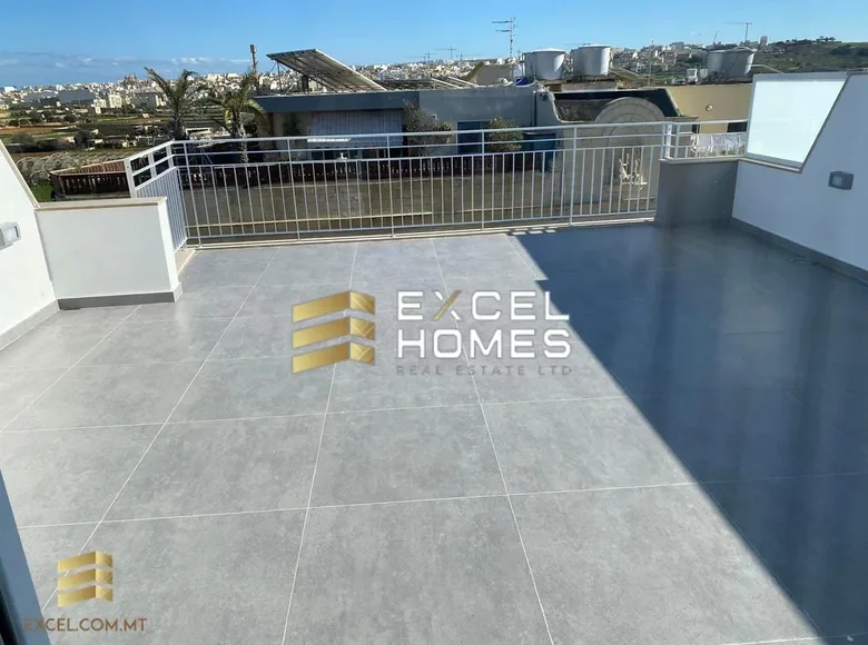 Penthouse z 2 sypialniami  w Qrendi, Malta