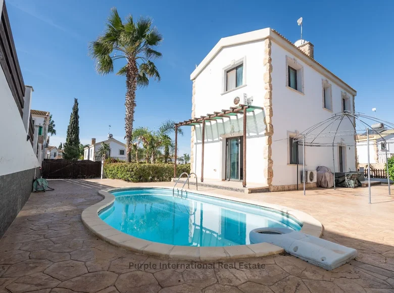 2 bedroom Villa 120 m² Agios Georgios Acheritou, Cyprus