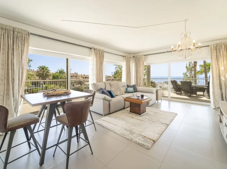 Mieszkanie 3 pokoi 103 m² Benalmadena, Hiszpania