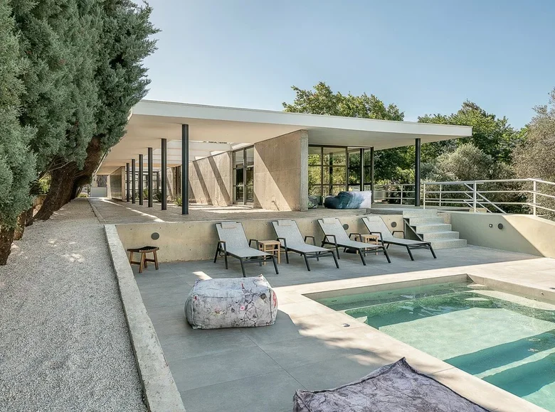 5 bedroom house  Perivolia, Greece