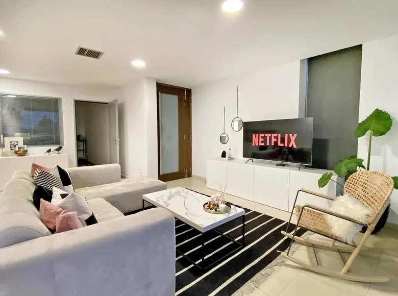5 bedroom house 420 m² Demos Agiou Athanasiou, Cyprus