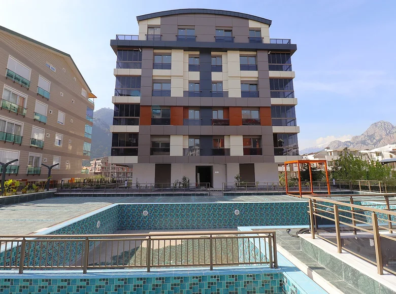 Doppelhaus 5 Zimmer 185 m² Konyaalti, Türkei