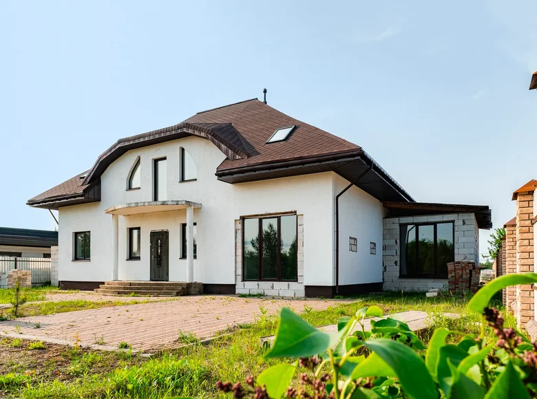 Casa de campo 5 habitaciones 239 m² Kalodziscanski sielski Saviet, Belarús