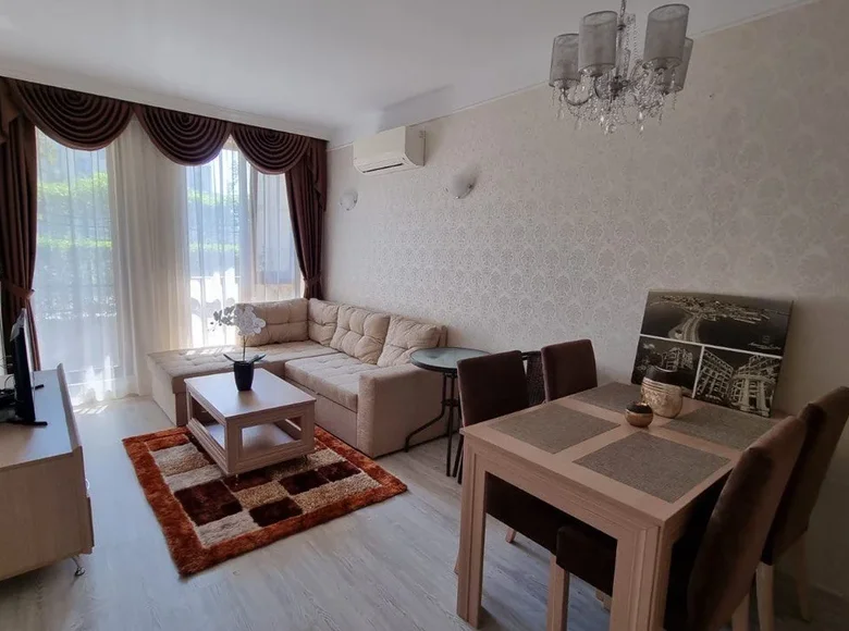 Mieszkanie 2 pokoi 48 m² Nesebyr, Bułgaria