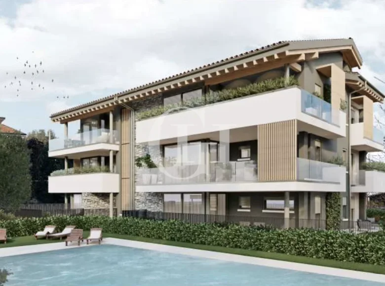 Mieszkanie 3 pokoi 130 m² Desenzano del Garda, Włochy