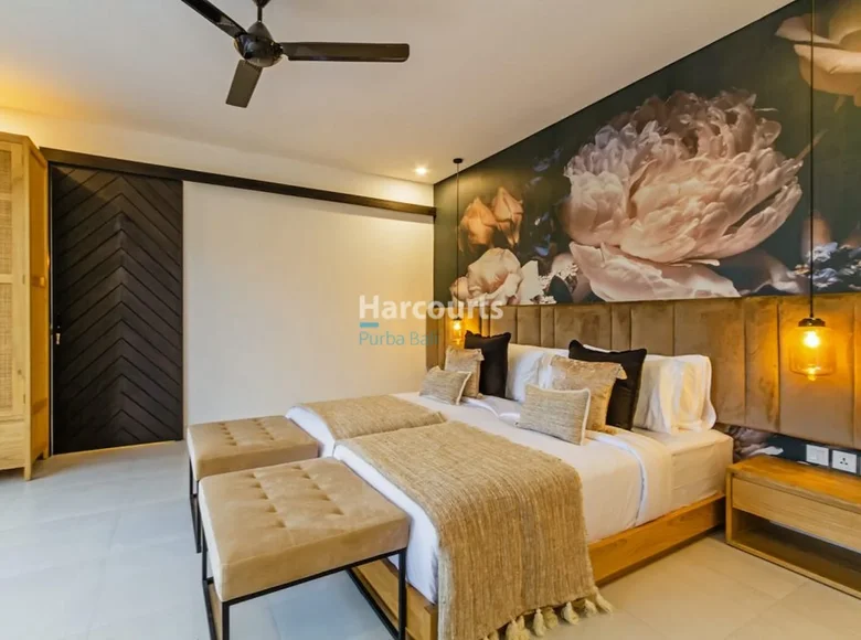 6-Schlafzimmer-Villa 500 m² Seminyak, Indonesien