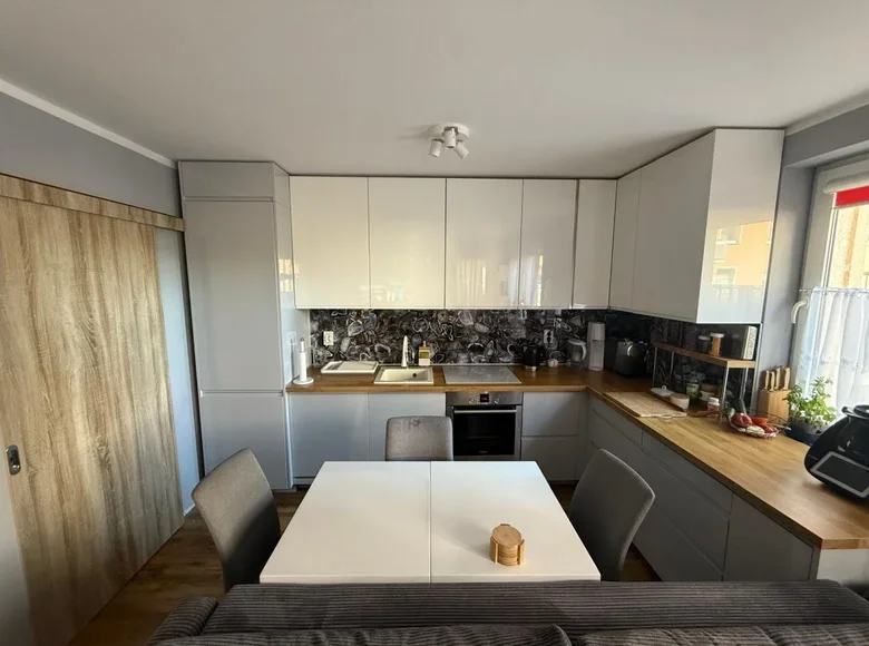 Квартира 2 комнаты 50 м² Познань, Польша
