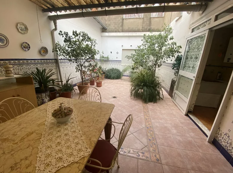 4 bedroom house 479 m² Carcaixent, Spain