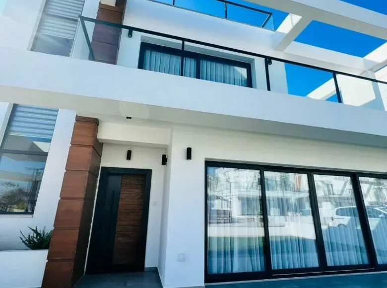 4-Zimmer-Villa 200 m² Agios Sergios, Nordzypern