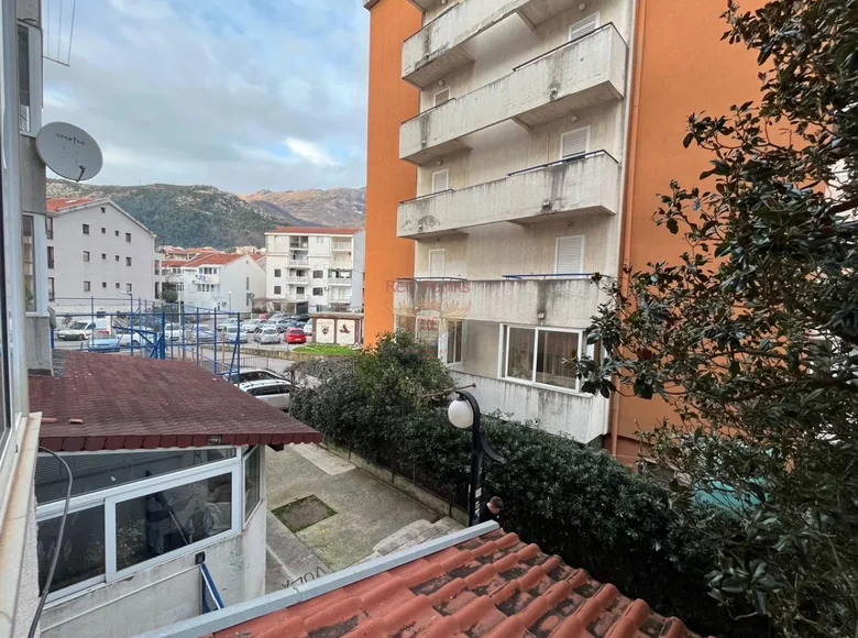 Mieszkanie 4 pokoi 114 m² Budva, Czarnogóra