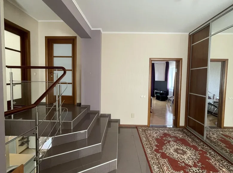 Casa 209 m² Zhodino, Bielorrusia