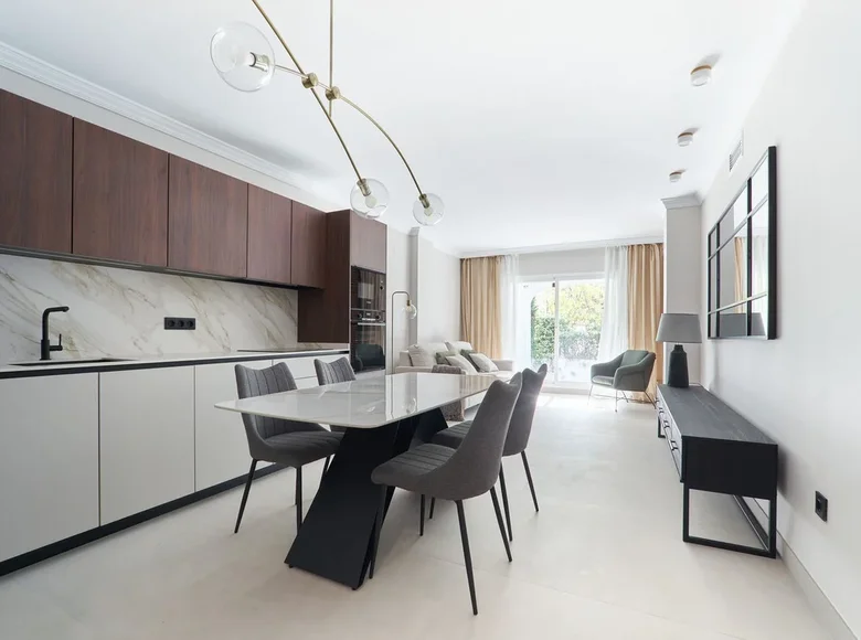 Apartamento 3 habitaciones 101 m² San Pedro Alcantara, Španjolska