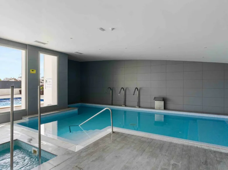 Mieszkanie 2 pokoi 83 m² Orihuela, Hiszpania